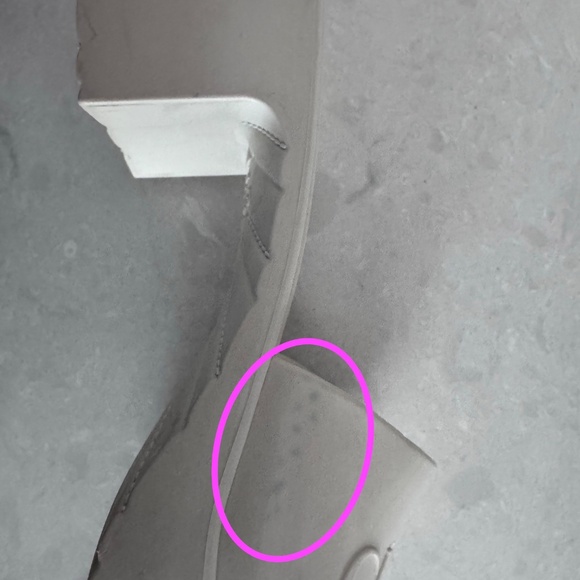 Gucci - Picture 9 of 10